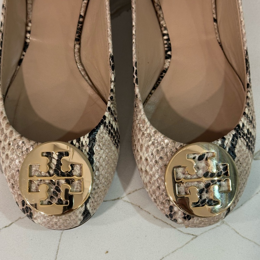 Tory Burch Reva Ballet Flats. Women’s size 7 M. Color Python Print - Picture 4 of 13